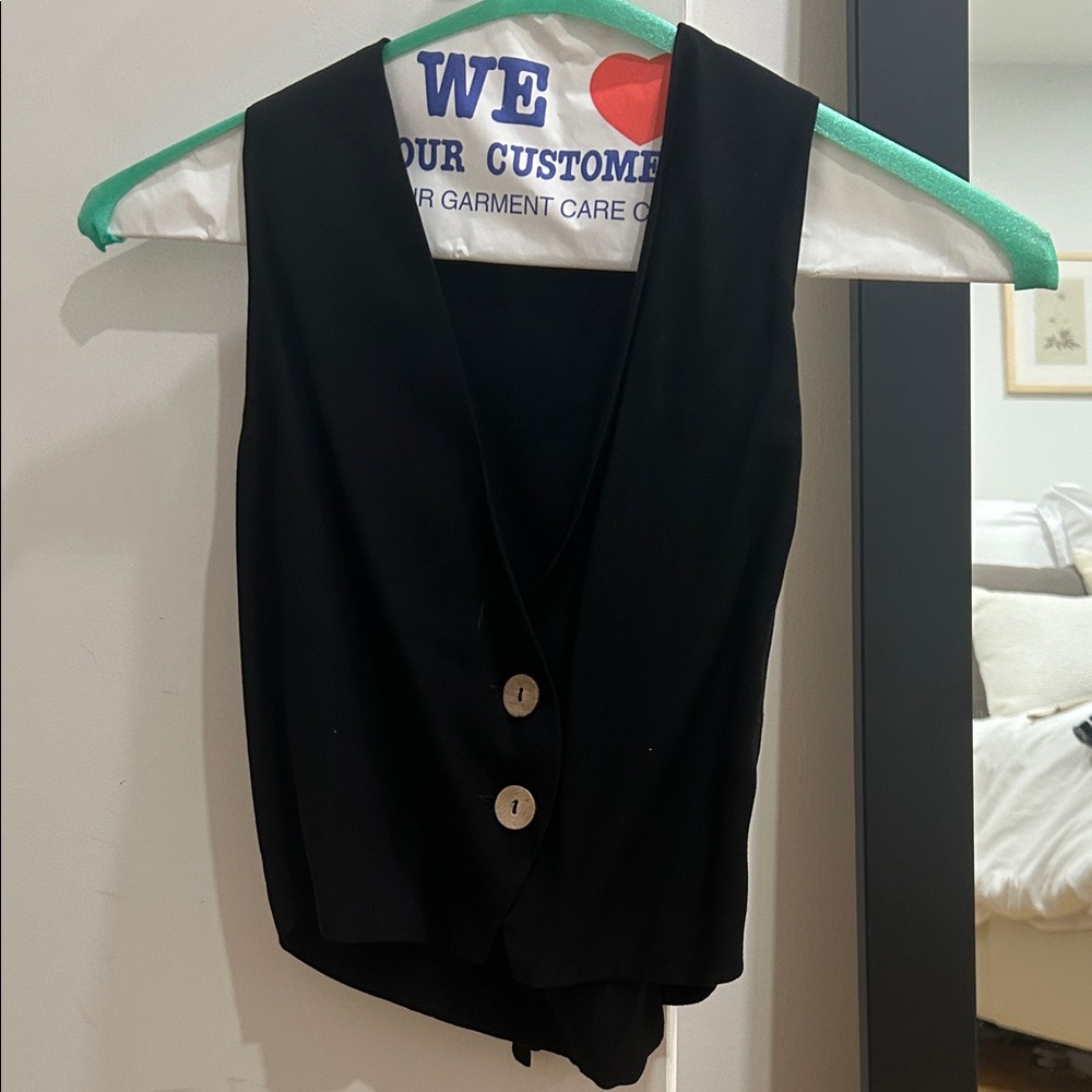 Chic Black Buttoned Women's Blouse